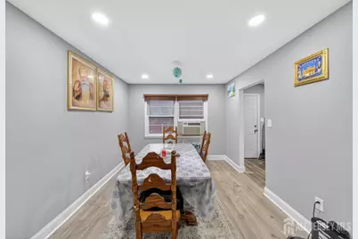 269 Rosewood Lane, Port Reading, NJ 07064 - Photo 7