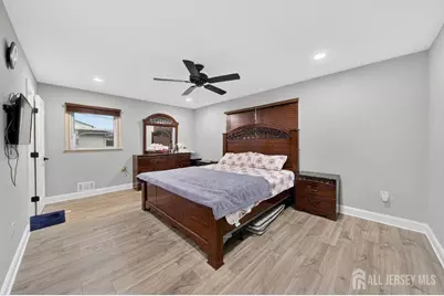 269 Rosewood Lane, Port Reading, NJ 07064 - Photo 17