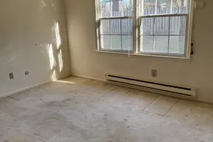 413 Oxford Ln, Monroe Township, NJ 08831 - Photo 9