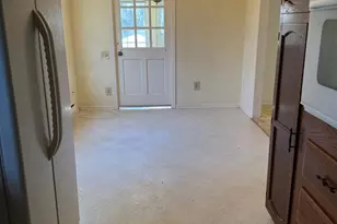 413 Oxford Ln, Monroe Township, NJ 08831 - Photo 3