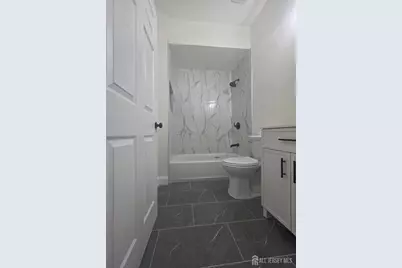 37 Colonial Avenue, Trenton, NJ 08618 - Photo 7