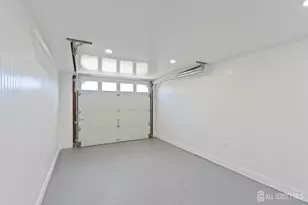 537 Ford Ave, Fords, NJ 08863 - Photo 13