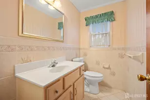17 Brookside Ct, East Brunswick Township, NJ 08816 - Photo 11