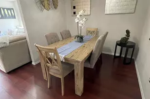 399 Hadleigh Ln, North Brunswick Township, NJ 08902 - Photo 7