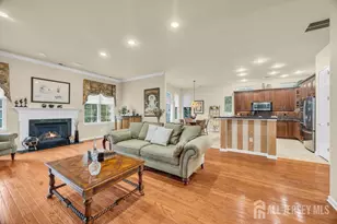 19 Torrey Pines Dr, Monroe Township, NJ 08831 - Photo 11