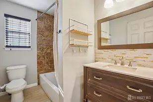 60 Thornall St, Carteret, NJ 07008 - Photo 15