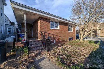 122 S Rosewell Avenue S, South Amboy, NJ 08879 - Photo 31