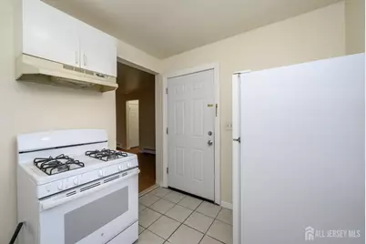 122 S Rosewell Avenue S, South Amboy, NJ 08879 - Photo 5