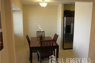 802 Edison Glen Terrace, Edison, NJ 08837 - Photo 3