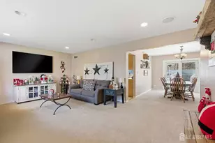 25 Henry St, East Brunswick Township, NJ 08816 - Photo 5