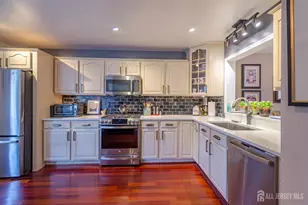 32 Springwood Ct, South Brunswick Township, NJ 08540 - Photo 15