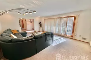 20 Gillen Dr, Sayreville, NJ 08859 - Photo 7