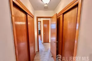 20 Gillen Dr, Sayreville, NJ 08859 - Photo 19