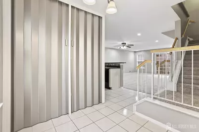 1707 Ridgeview Court, Sayreville, NJ 08859 - Photo 7