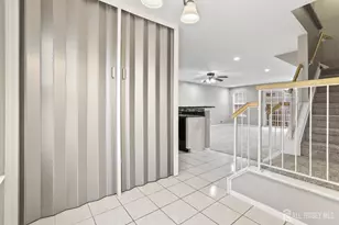 1707 Ridgeview Ct, Sayreville, NJ 08859 - Photo 7