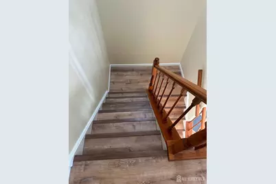 129 Albury Way, North Brunswick Township, NJ 08902 - Photo 9