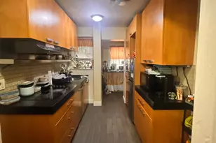 16 Curtis Pl, New Brunswick, NJ 08901 - Photo 11