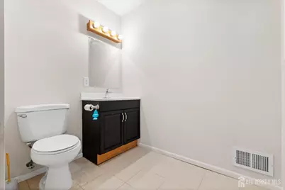 945 Lincoln Boulevard, Middlesex, NJ 08846 - Photo 17