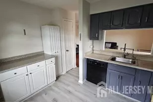 1709 Woodbridge Commons Way Way, Iselin, NJ 08830 - Photo 5