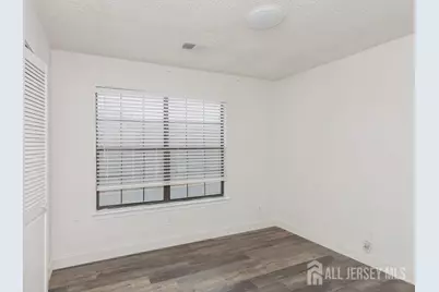 208 Sunshine Court, Sayreville, NJ 08859 - Photo 21