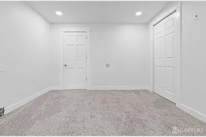 20 Linden Court #1, Jersey City, NJ 07305 - Photo 27