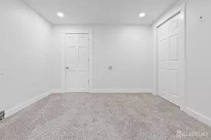 20 Linden Ct, Jersey City, NJ 07305 - Photo 27