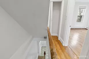 20 Linden Ct, Jersey City, NJ 07305 - Photo 17