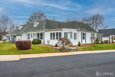 129 Providence Way #B, Monroe Township, NJ 08831 - Photo 1