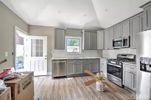 8 Dolan Ave, Sayreville, NJ 08859 - Photo 21