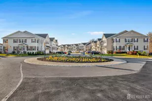 23 Larkspur Ln, Monroe Township, NJ 08831 - Photo 49