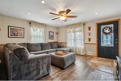 326 Dekalb Avenue, Woodbridge Township, NJ 07095 - Photo 3