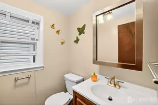 307 Sutton St, Perth Amboy, NJ 08861 - Photo 23