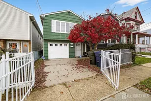 307 Sutton St, Perth Amboy, NJ 08861 - Photo 3