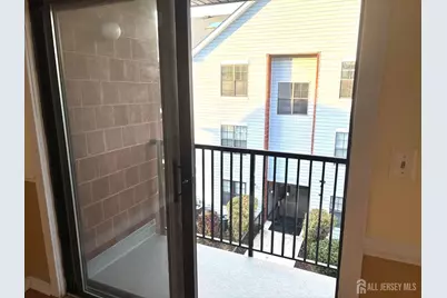 98 Keystone Court, Edison, NJ 08817 - Photo 5