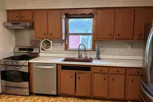 8 Montclair Ave, Edison, NJ 08820 - Photo 5