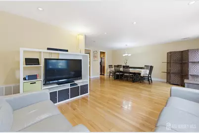 10 Coventry Court, Old Bridge Township, NJ 07747 - Photo 9