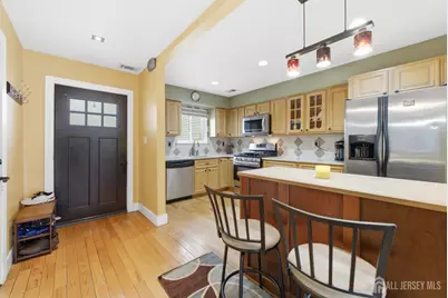 10 Coventry Court, Old Bridge Township, NJ 07747 - Photo 3