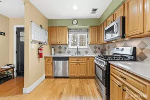 10 Coventry Ct, Old Bridge Township, NJ 07747 - Photo 5