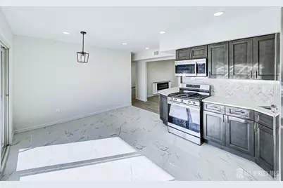 18 Judson Street #22B, Edison, NJ 08837 - Photo 11