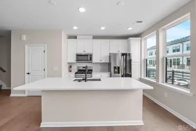 119 Lyla Lane, New Brunswick, NJ 08901 - Photo 9