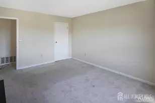 1220 N Oaks Blvd N, North Brunswick Township, NJ 08902 - Photo 9