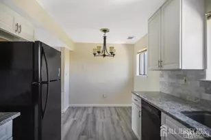 1220 N Oaks Blvd N, North Brunswick Township, NJ 08902 - Photo 7