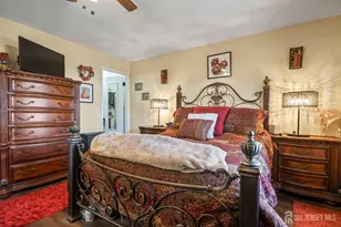 4 Aspen Plaza, Monroe Township, NJ 08831 - Photo 15