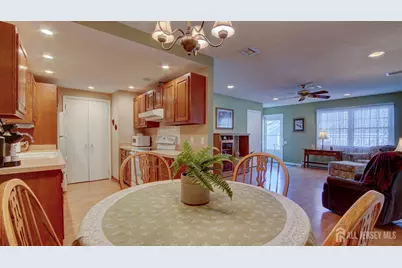 130 Plymouth Lane #D, Monroe Township, NJ 08831 - Photo 7