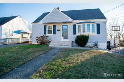 13 Eberly Place, Fords, NJ 08863 - Photo 1