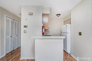 212 Blew Ct, East Brunswick Township, NJ 08816 - Photo 5