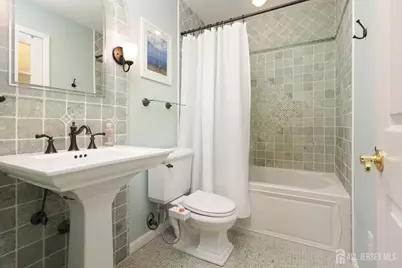 34 Vanderbilt Avenue, Milltown, NJ 08850 - Photo 23