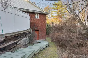 34 Vanderbilt Ave, Milltown, NJ 08850 - Photo 37