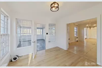 205 Ashland Road, Middlesex, NJ 08846 - Photo 17