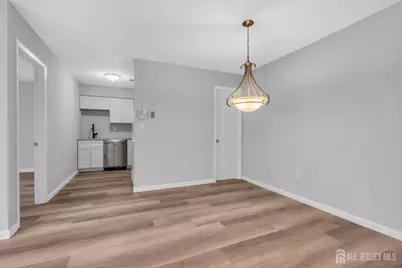 213 Main Street #17, Keansburg, NJ 07747 - Photo 11